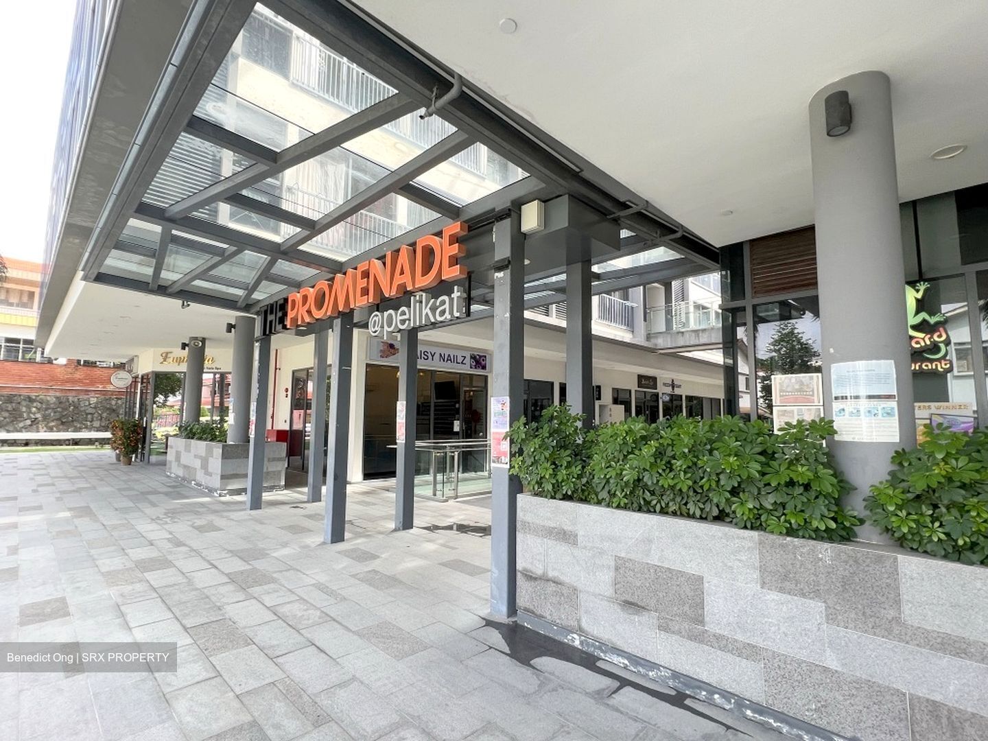 The Promenade@Pelikat (D19), Shop House #460056031